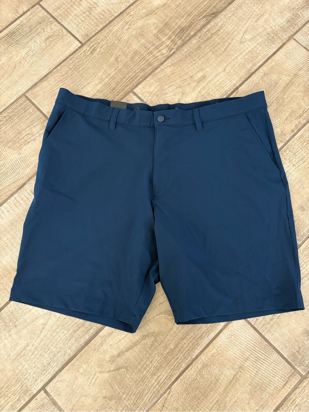Adidas Ultimate 365 Men’s Navy Golf Shorts Regular Fit 8.5” Inseam 40 NEW